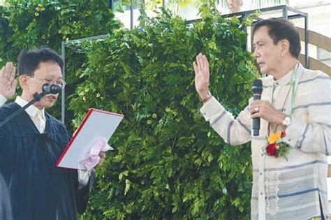 Rama names new Cebu City Hall officials; Mayor, VM ‘Dondon.